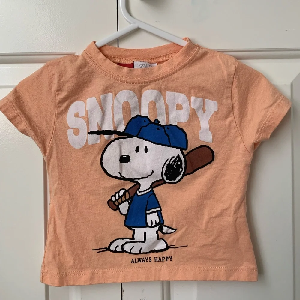 Snoopy TShirt 💛2 for 10💛 - Picture 1 of 1